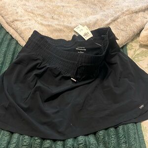 NWT Abercrombie YPB Motion TEK lined flyaway skort active wear